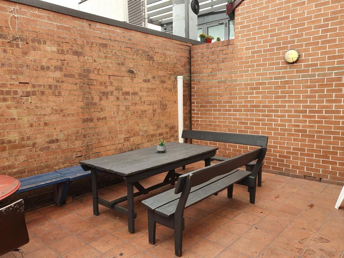 Clover Free Car Parking Hostel Hostel ซิดนีย์ ภายนอก รูปภาพ