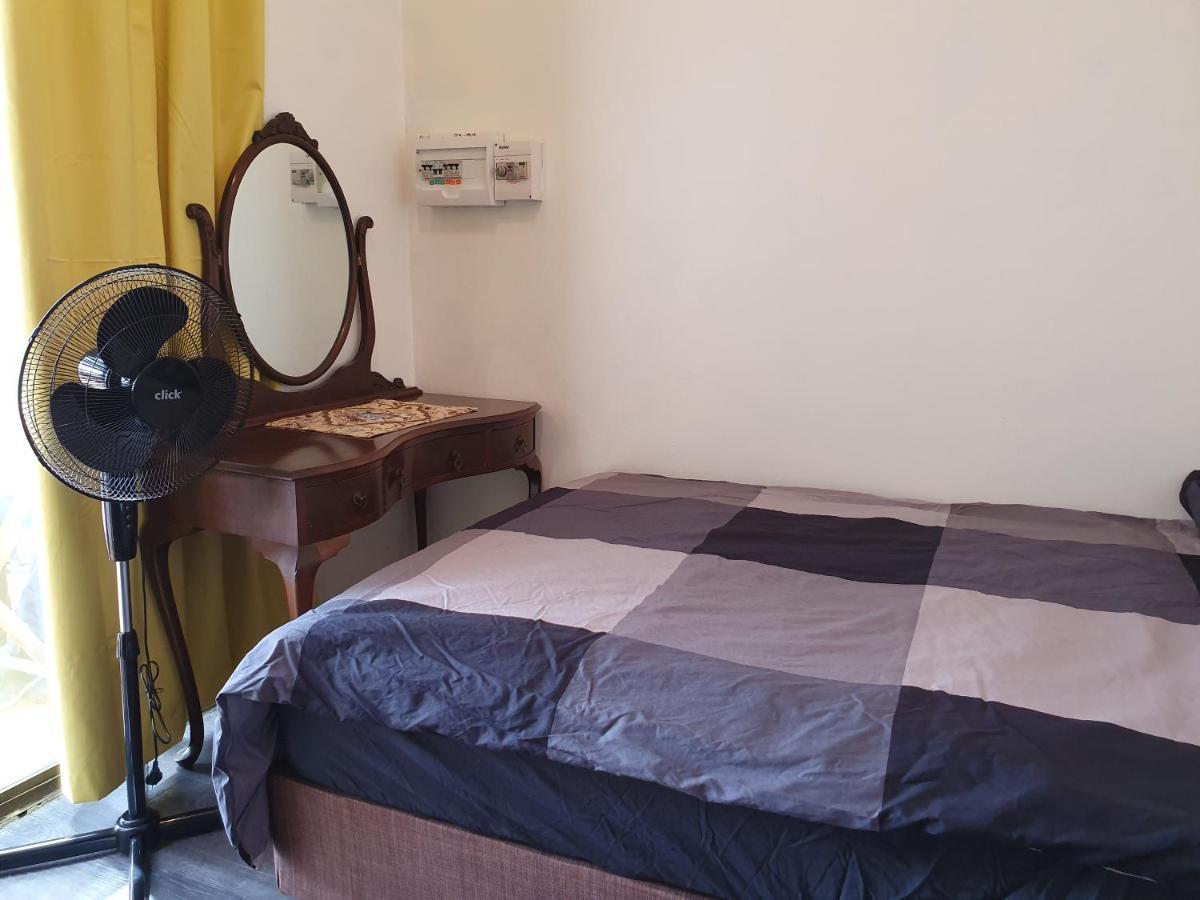 Clover Free Car Parking Hostel Hostel ซิดนีย์ ภายนอก รูปภาพ